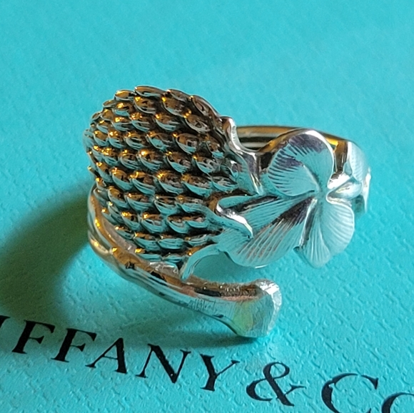 1885 Tiffany & Company Bloomed Clover Shamrock Spoon Ring in Sterling Silver #34 - Picture 8 of 17